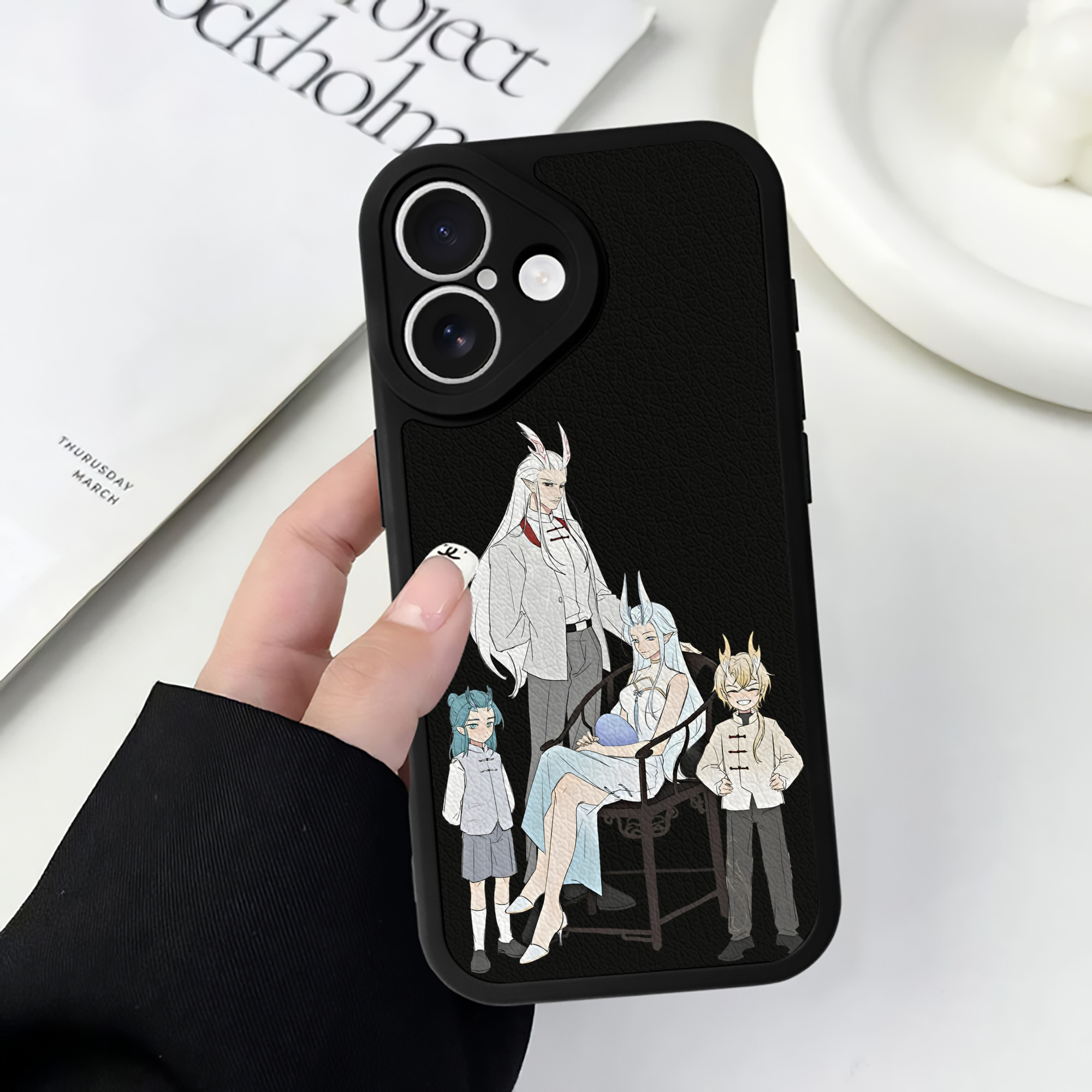 （画像用） Ne Zha 2 ナタ 魔童の大暴れ 【iPhone 16シリーズ対応】シリコンスマホケース（レザー調） 材質：シリコン